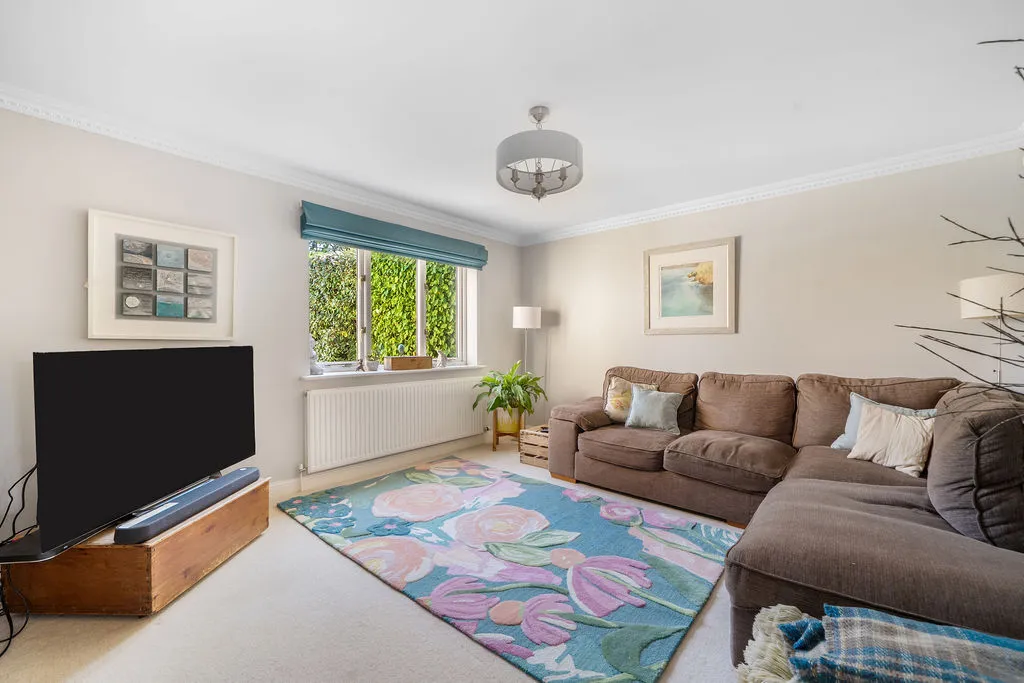 Chedworth, Cheltenham, GL54, photo 8
