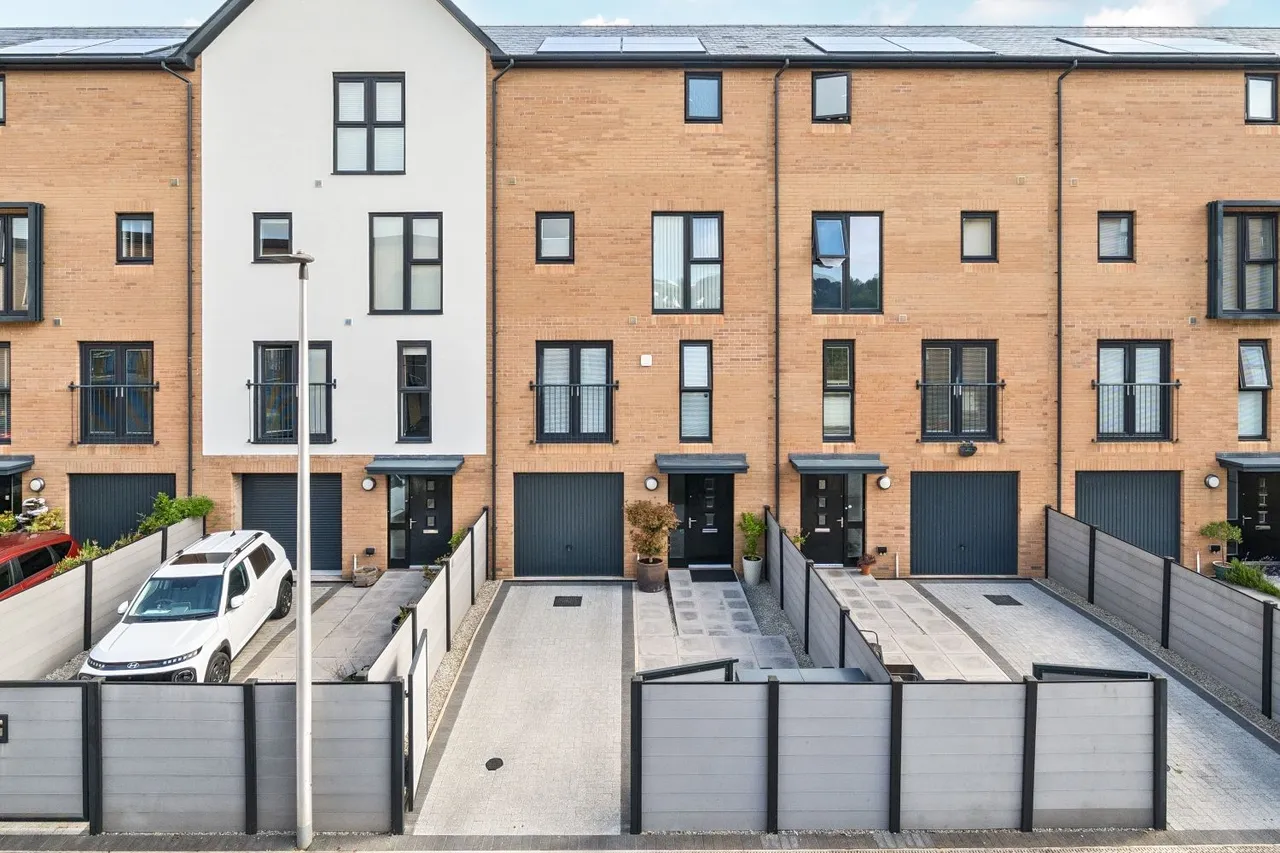 4 bed house for sale, Taw Wharf, Sticklepath, EX31