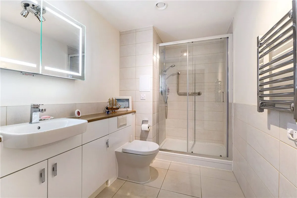Granham Close, Marlborough, SN8, photo 13