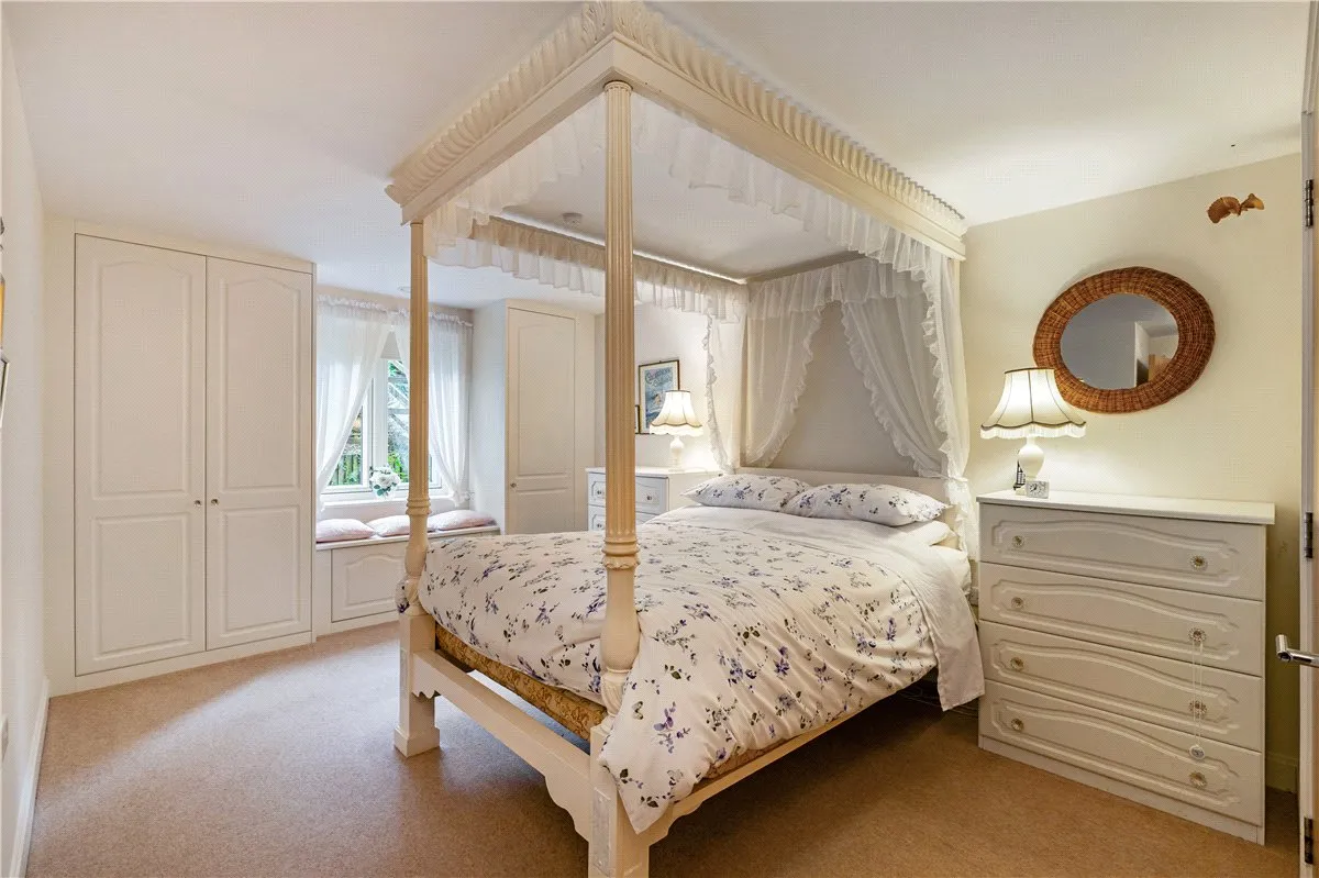 Granham Close, Marlborough, SN8, photo 9