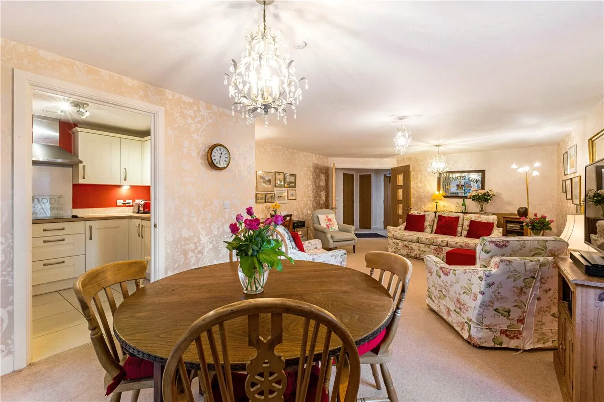 Granham Close, Marlborough, SN8, photo 8