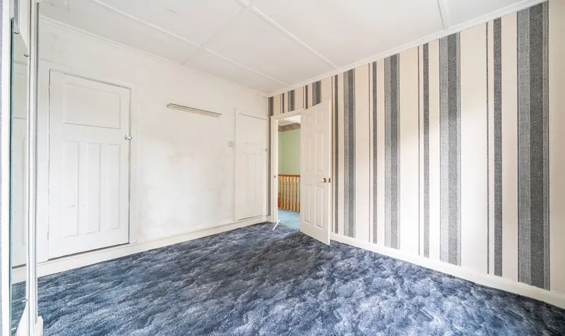 Stane Way, Epsom, KT17, photo 12