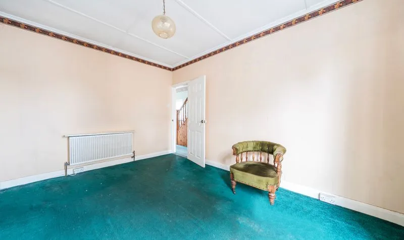 Stane Way, Epsom, KT17, photo 6