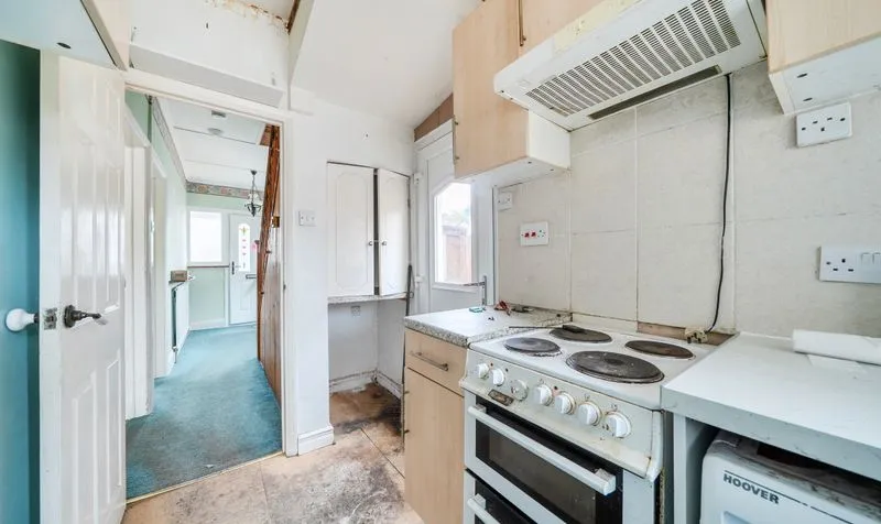 Stane Way, Epsom, KT17, photo 10