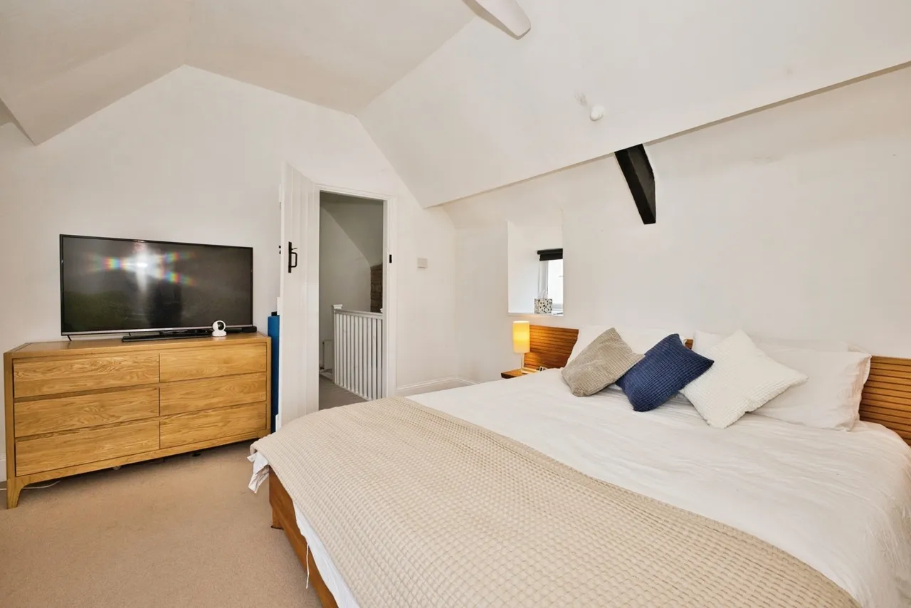 Henton, Wells, BA5, photo 11