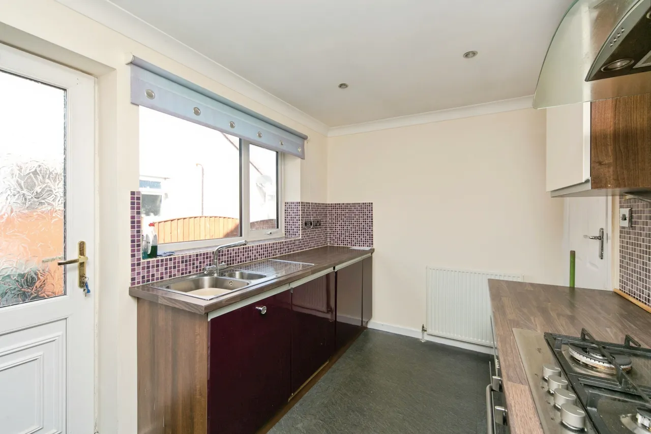 Maes Y Llan, Conwy, LL32, photo 10