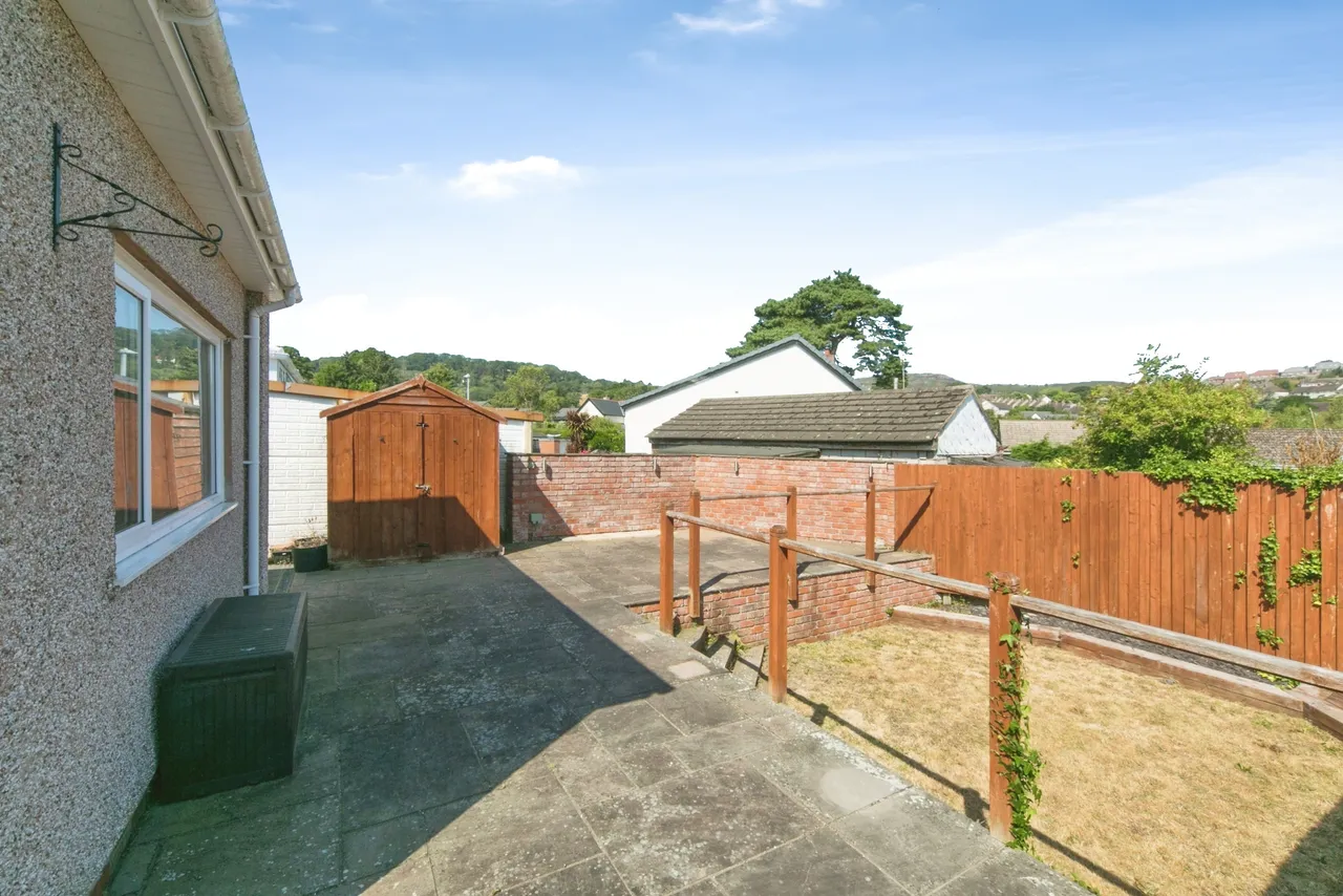 Maes Y Llan, Conwy, LL32, photo 6