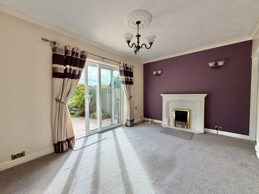 Rodlington Avenue, Great Barr, B44, photo 6