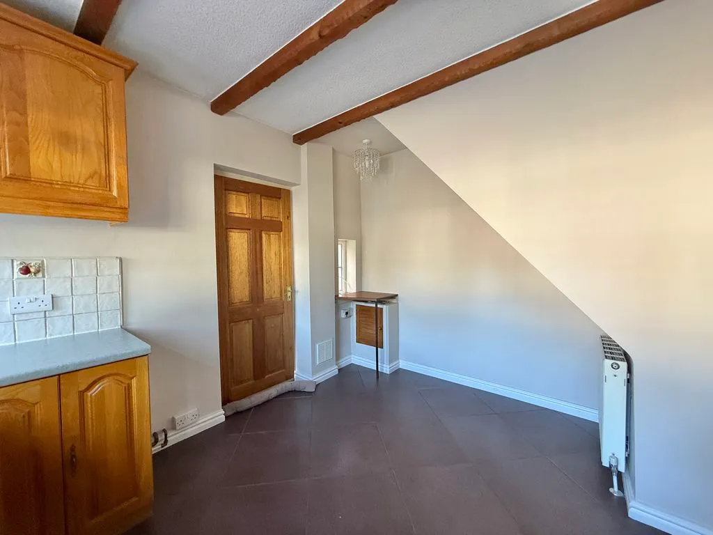 Rodlington Avenue, Great Barr, B44, photo 5