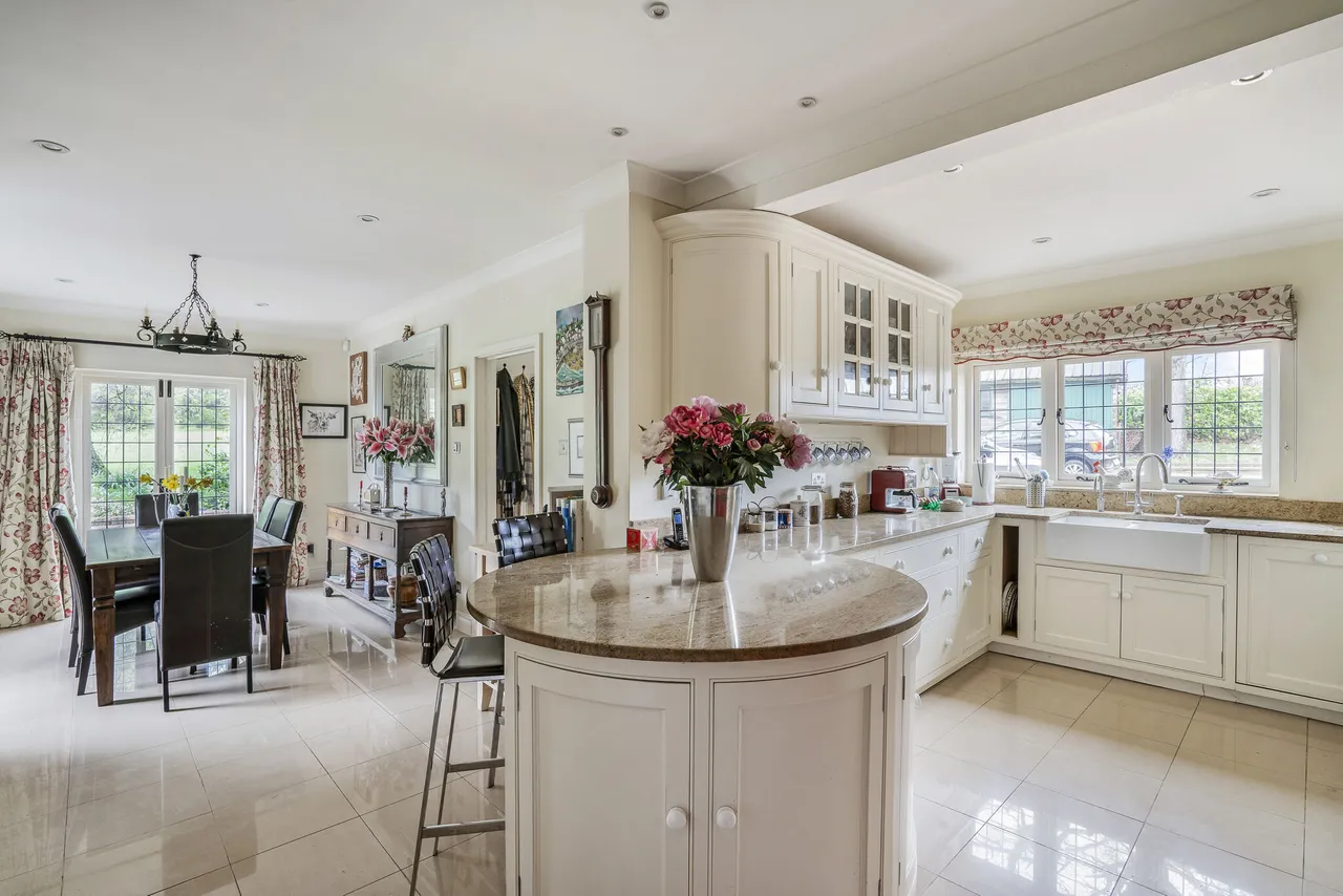 Shepherds Lane, Chorleywood, WD3, photo 2