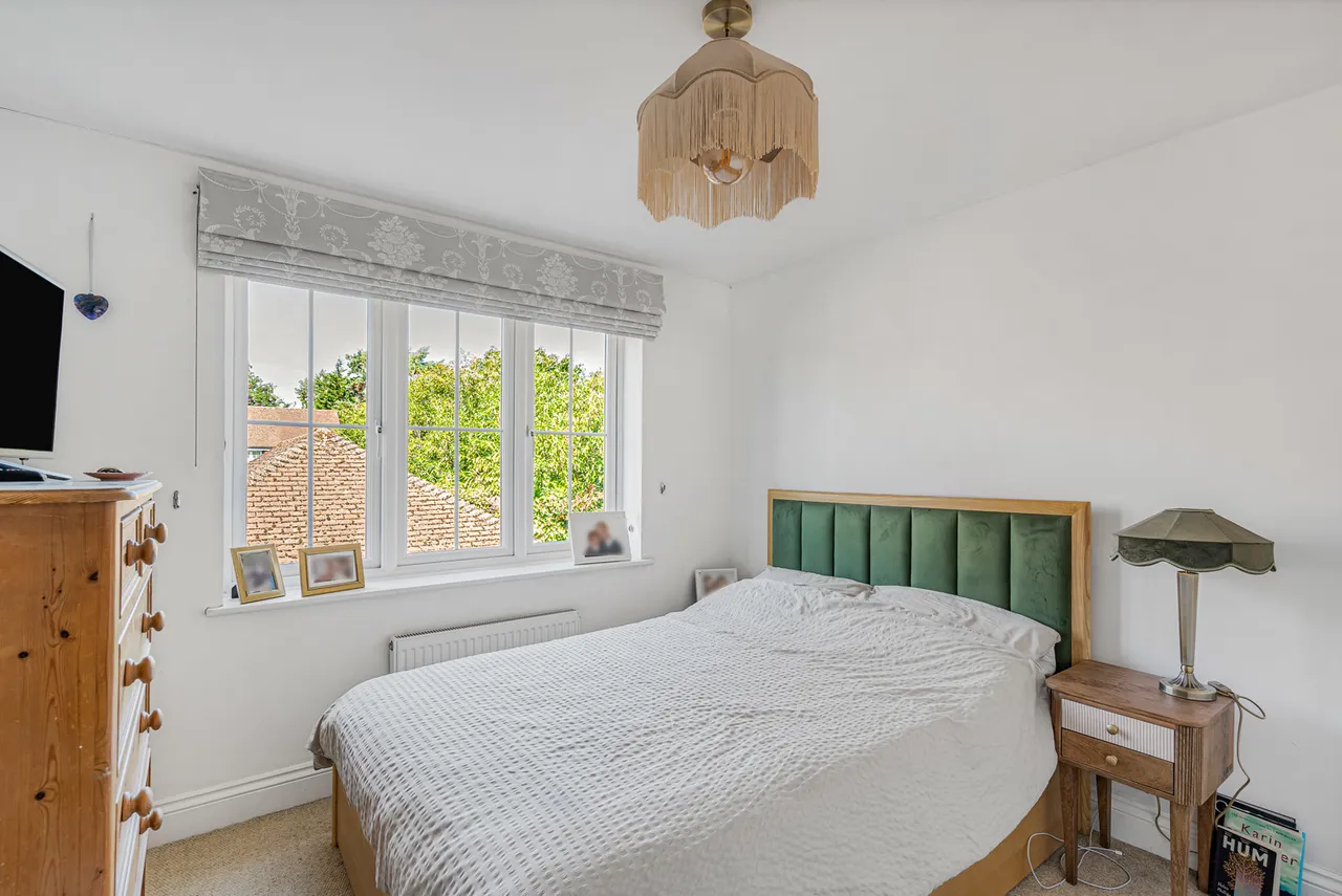 Fircroft Road, Englefield Green, TW20, photo 4