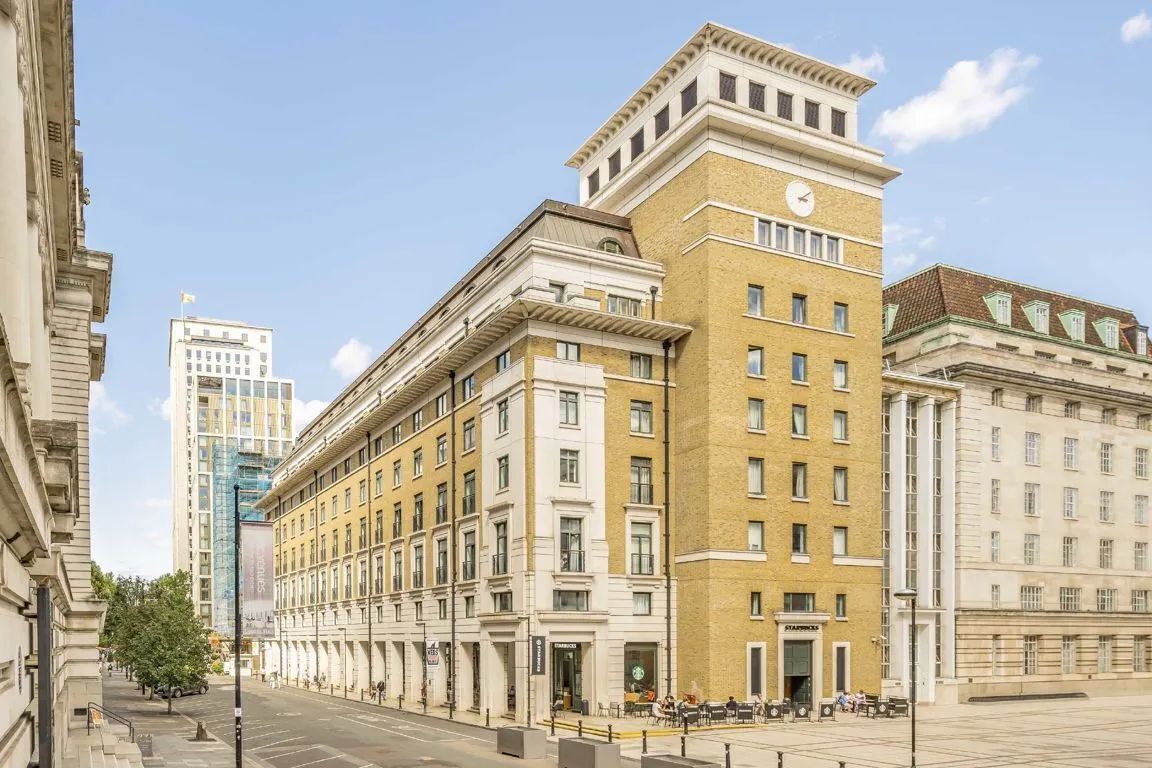 1 bed flat for sale — Forum Magnum Square, Southbank