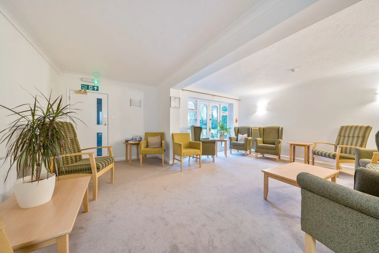 Forge Close, Hayes, Kent, BR2, photo 6