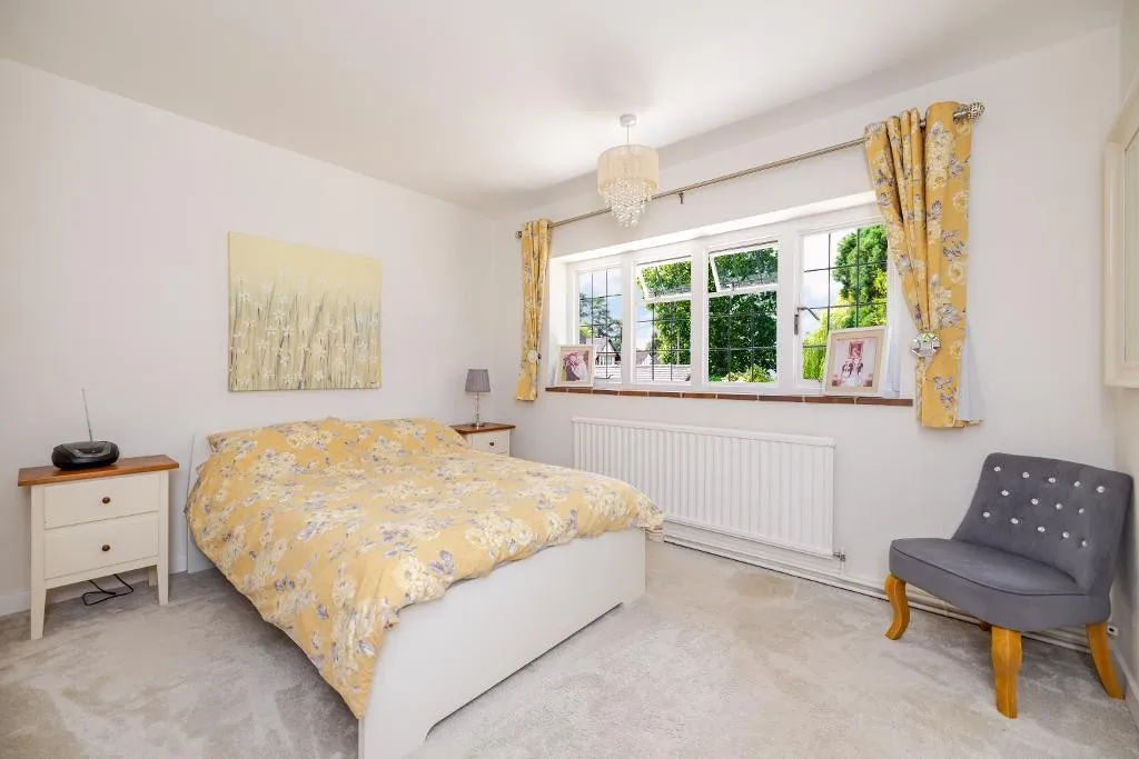 Homefield Road, Warlingham, photo 27