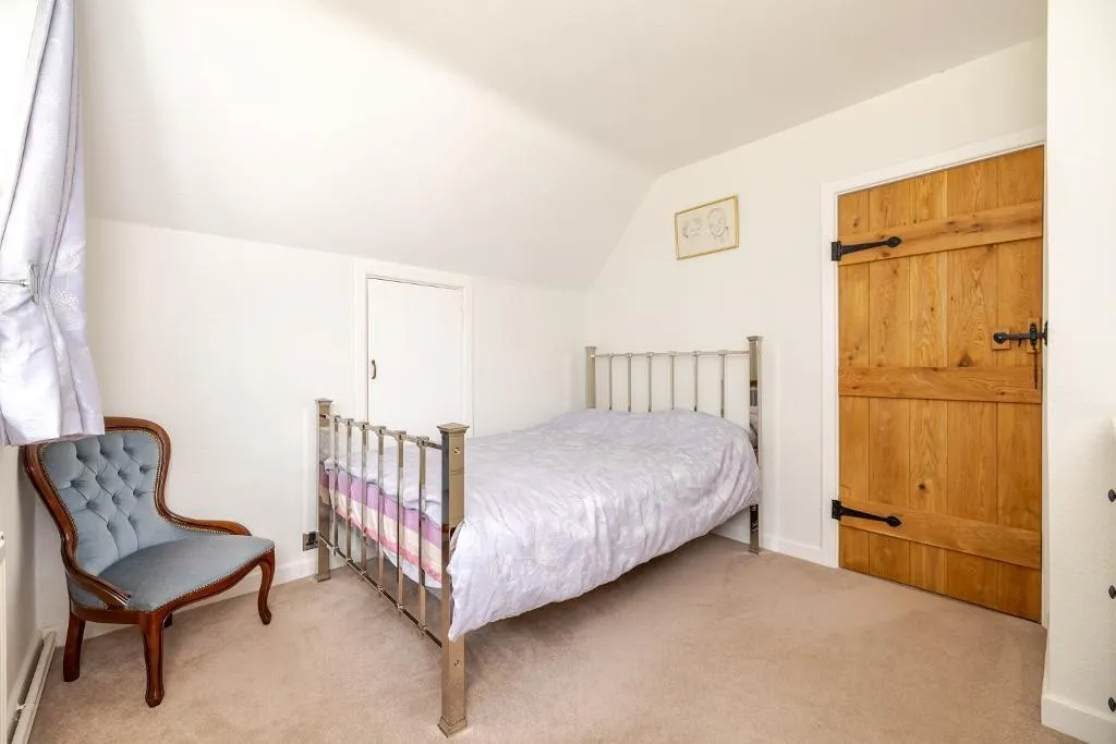 Homefield Road, Warlingham, photo 25