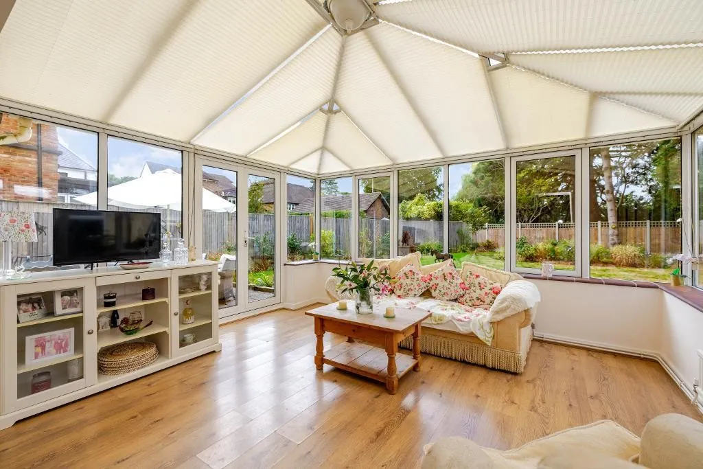 Homefield Road, Warlingham, photo 14