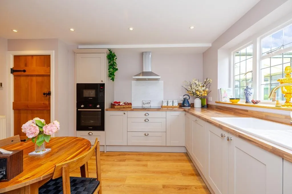 Homefield Road, Warlingham, photo 3