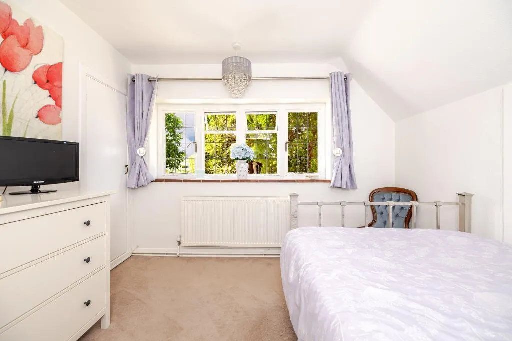 Homefield Road, Warlingham, photo 24