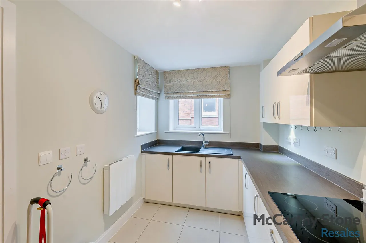 Filey Road, Scarborough, YO11, photo 21