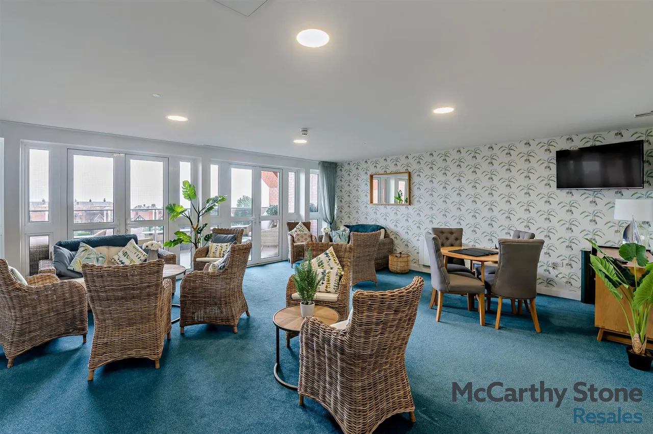 Filey Road, Scarborough, YO11, photo 25