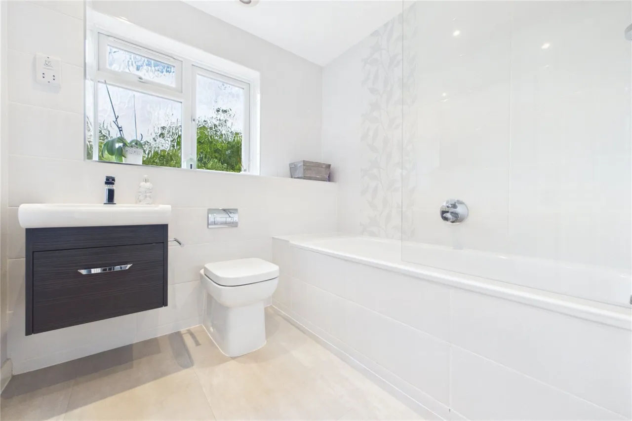 Sevenoaks Drive, Spencers Wood, RG7, photo 24