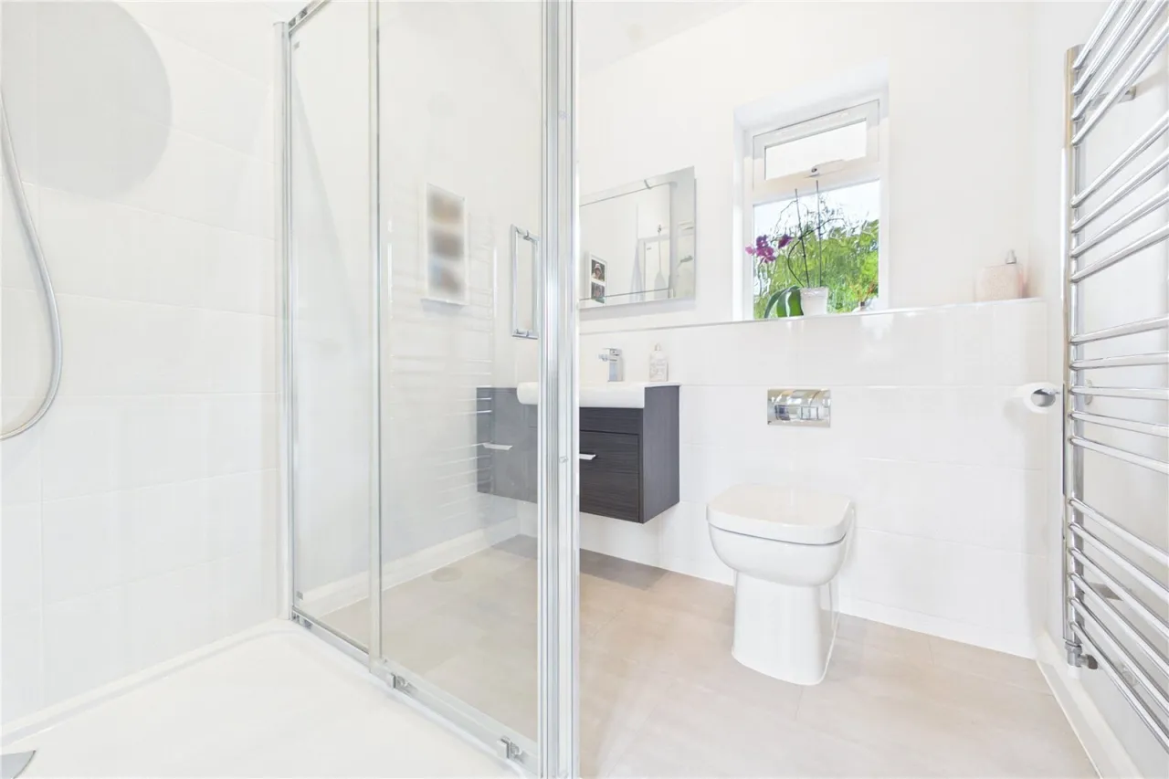 Sevenoaks Drive, Spencers Wood, RG7, photo 17