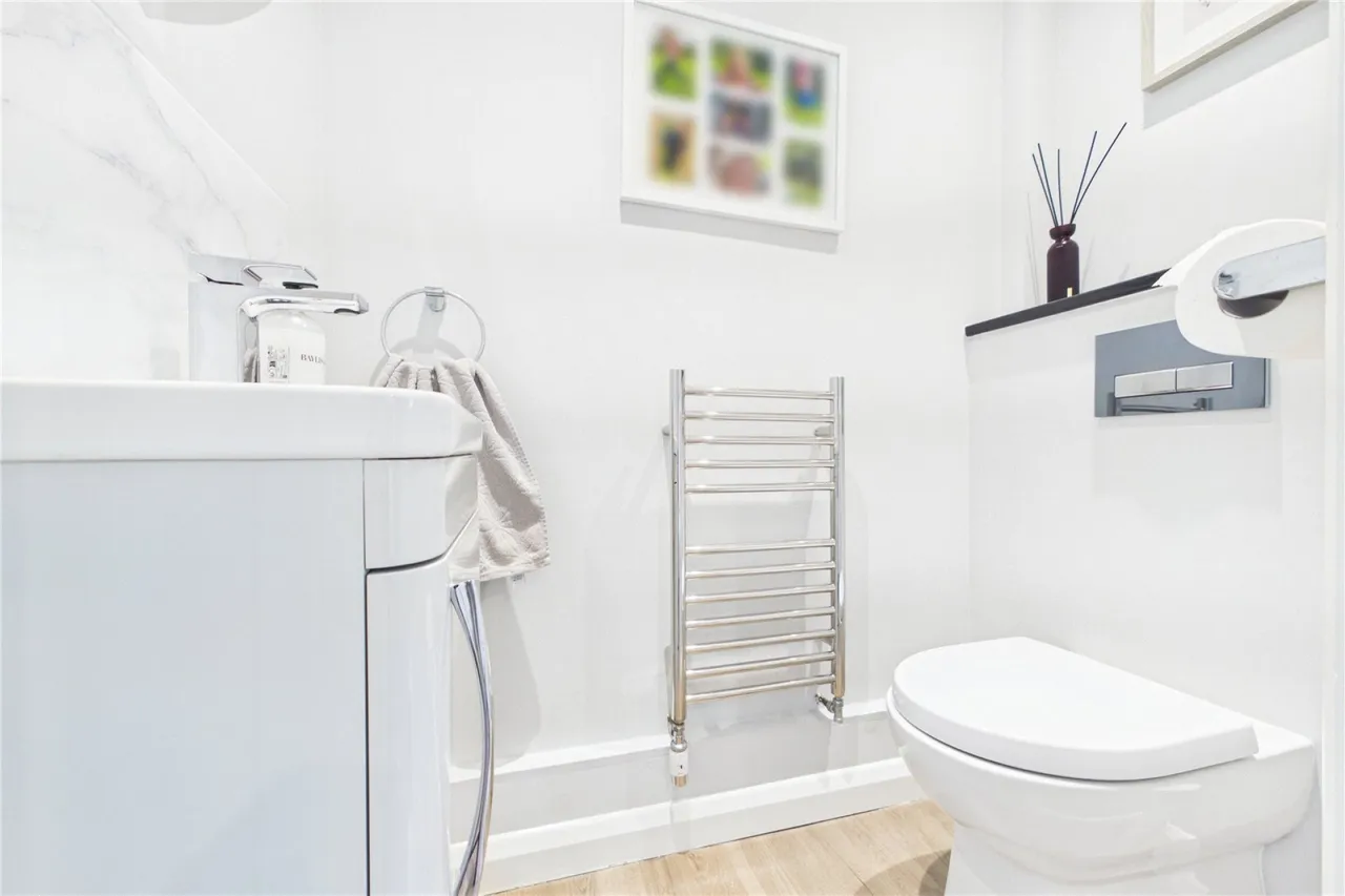 Sevenoaks Drive, Spencers Wood, RG7, photo 10