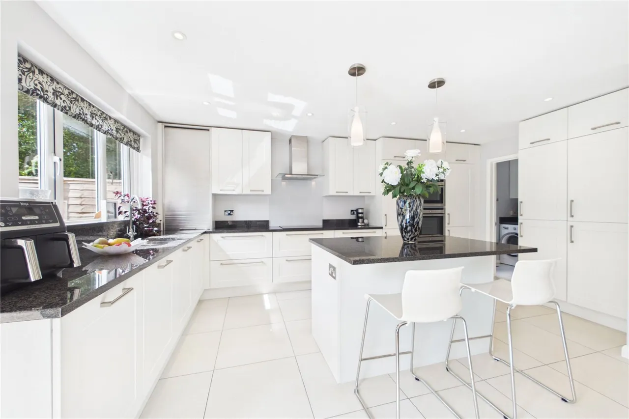 Sevenoaks Drive, Spencers Wood, RG7, photo 5