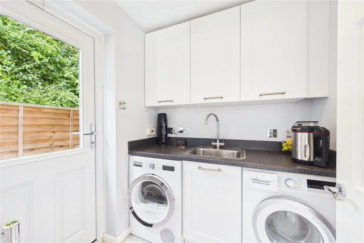 Sevenoaks Drive, Spencers Wood, RG7, photo 9