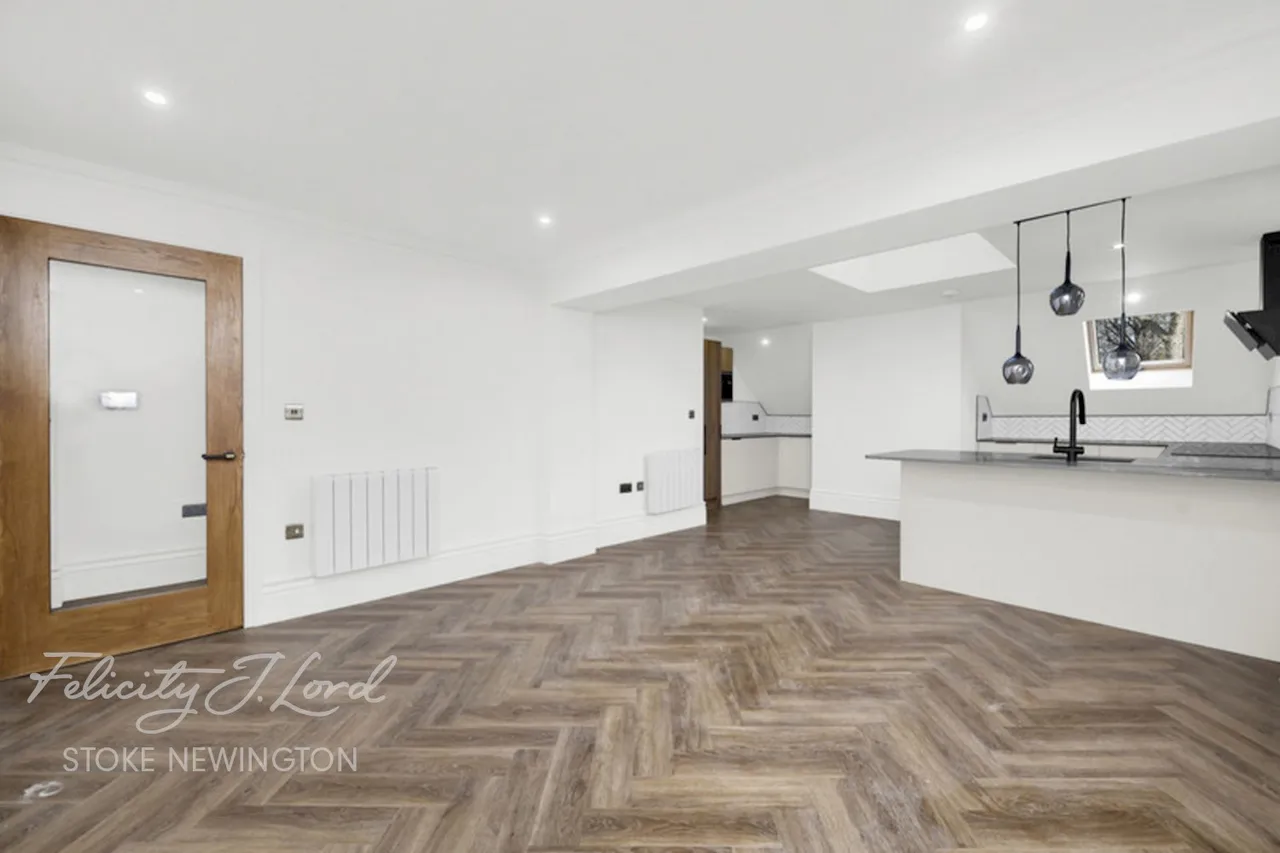 Hillmartin Road, London, N7, photo 13