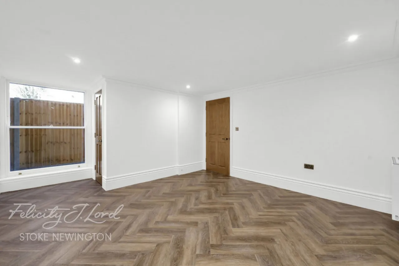 Hillmartin Road, London, N7, photo 14