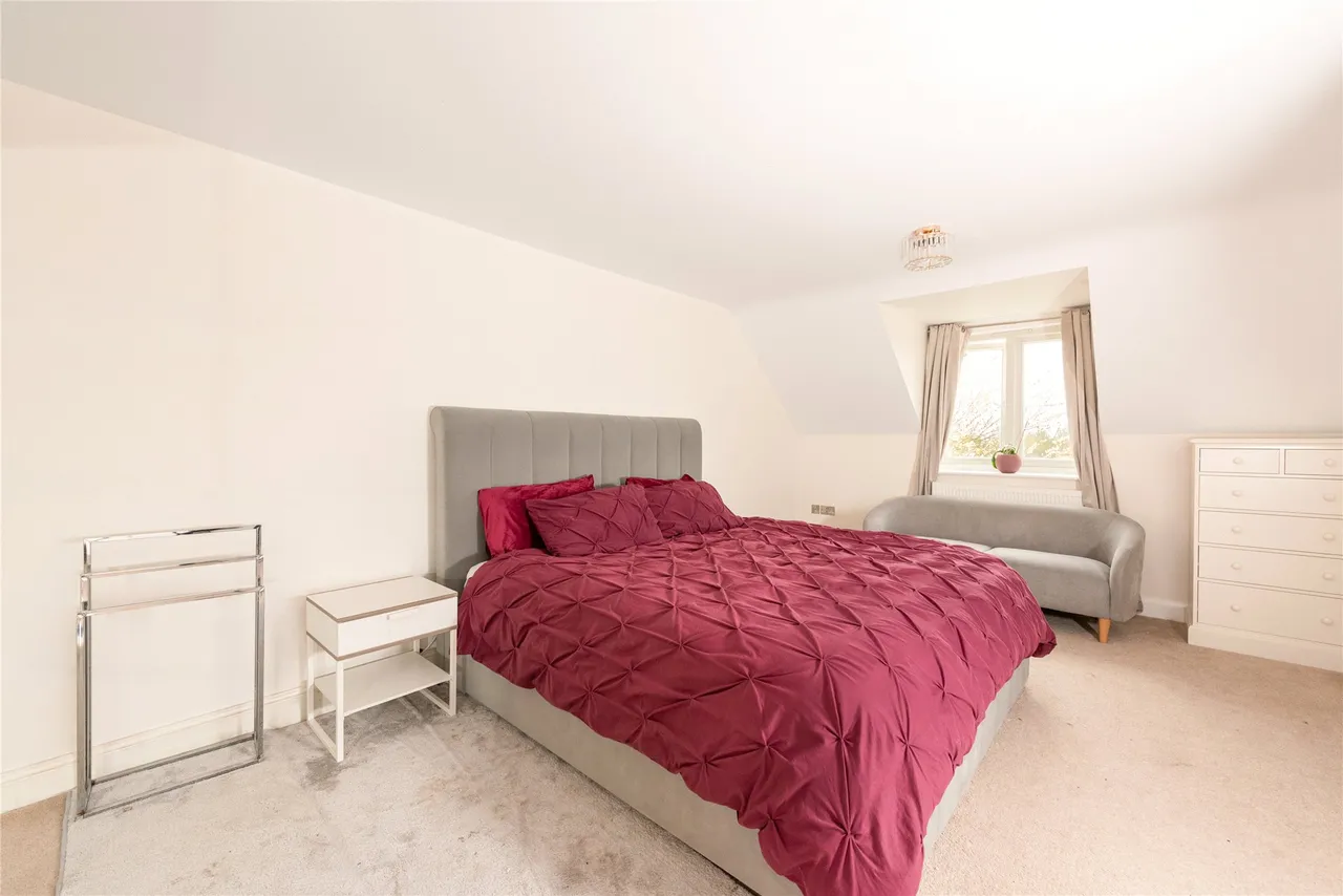 Lower Road, Stoke Mandeville, HP22, photo 6