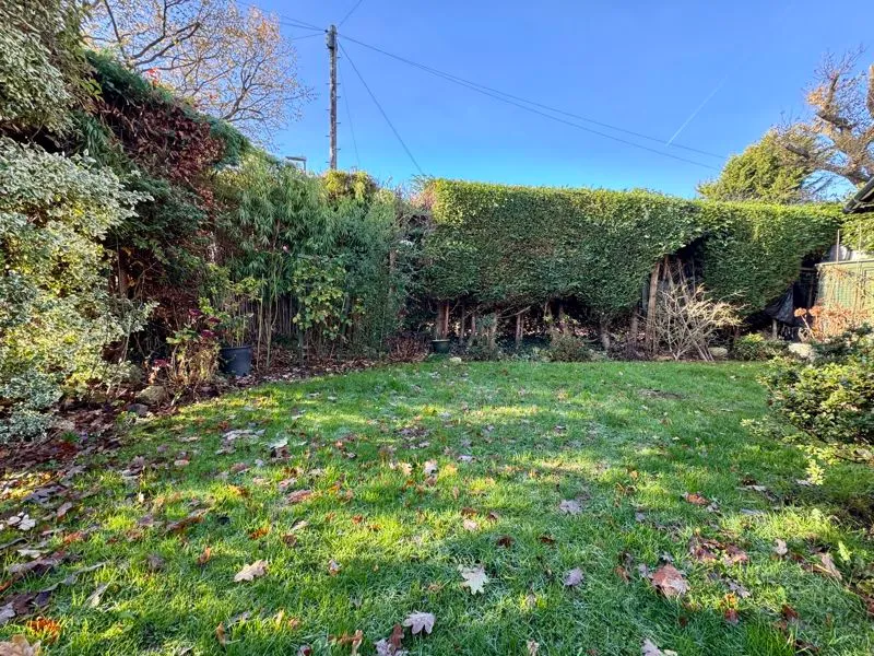 Cherry Tree Road, Beaconsfield HP9 1BG, photo 11