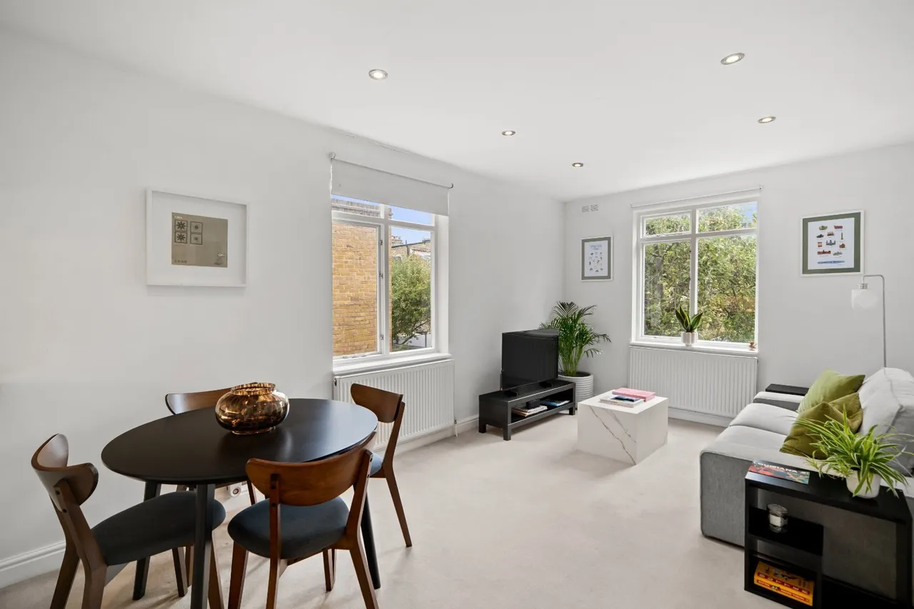 2 bed house to rent, Radipole Road, Fulham, SW6
