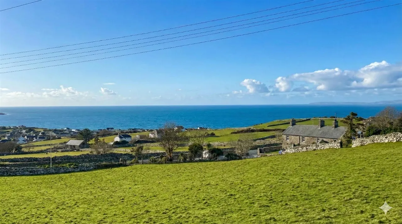 Rose Cottage, Llanfair, LL46, photo 2