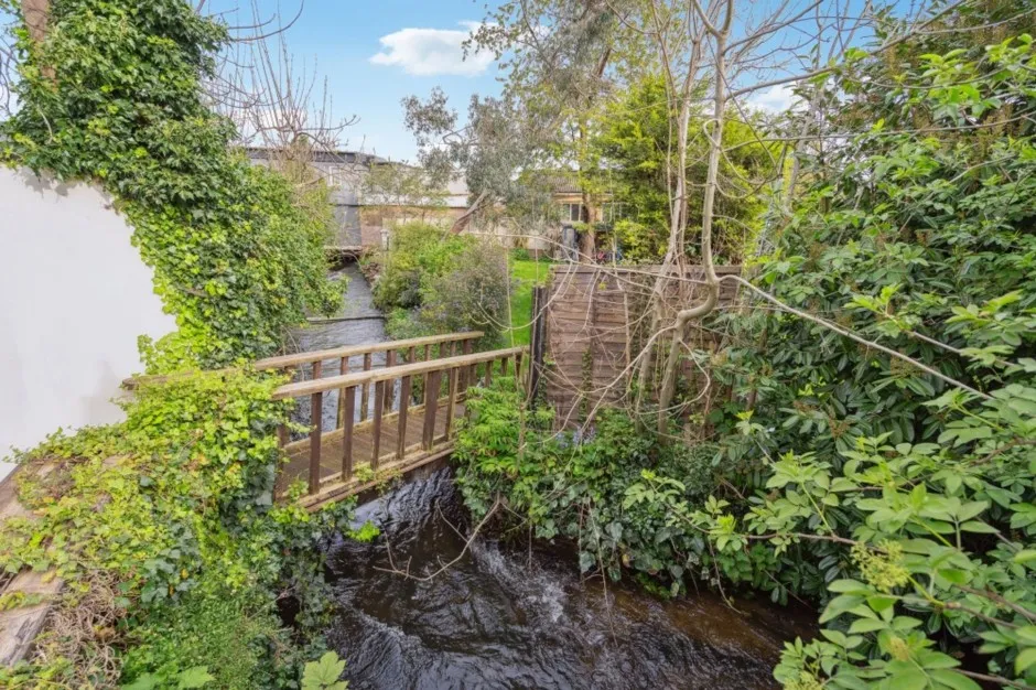 Willow Avenue, Denham, UB9, photo 13