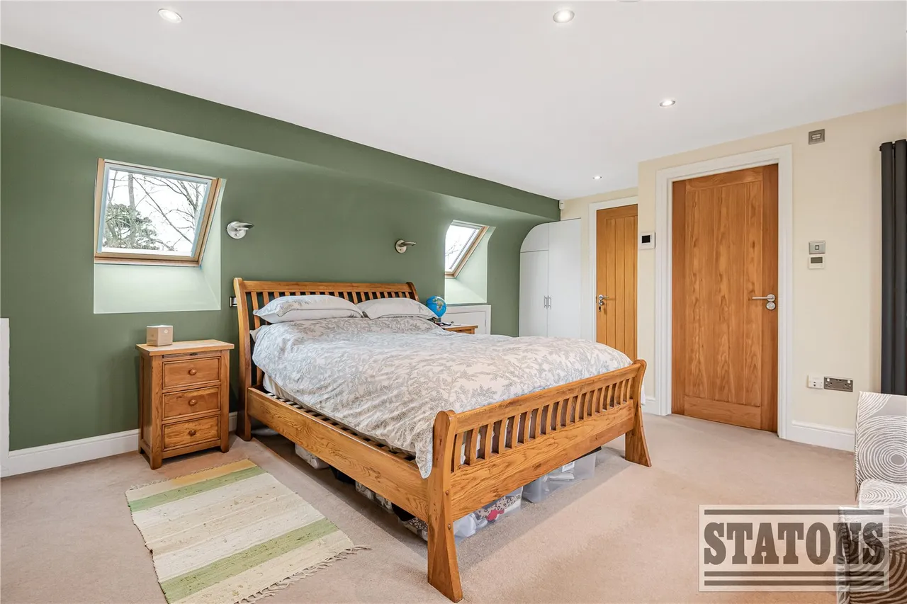Verwood Drive, Cockfosters, EN4 9TP, photo 18