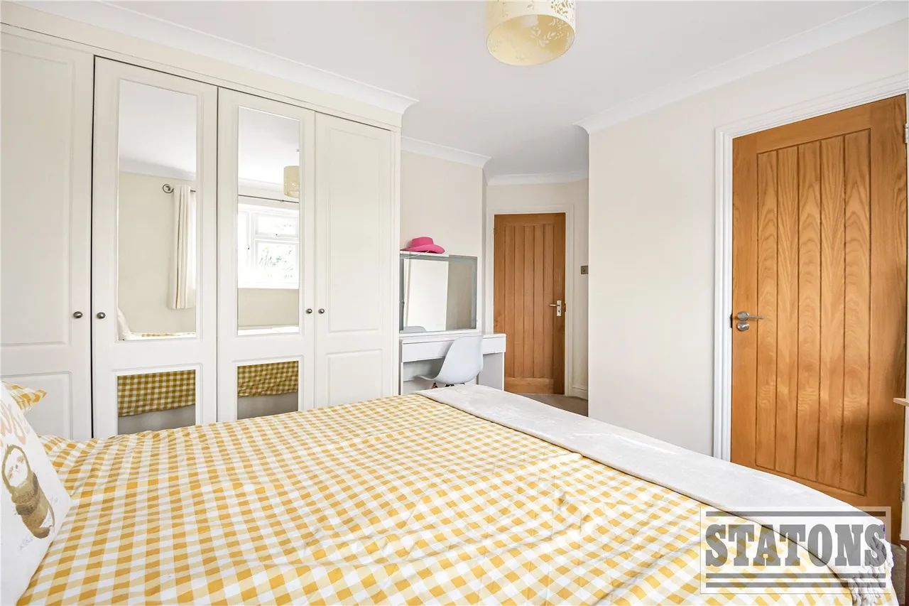 Verwood Drive, Cockfosters, EN4 9TP, photo 14