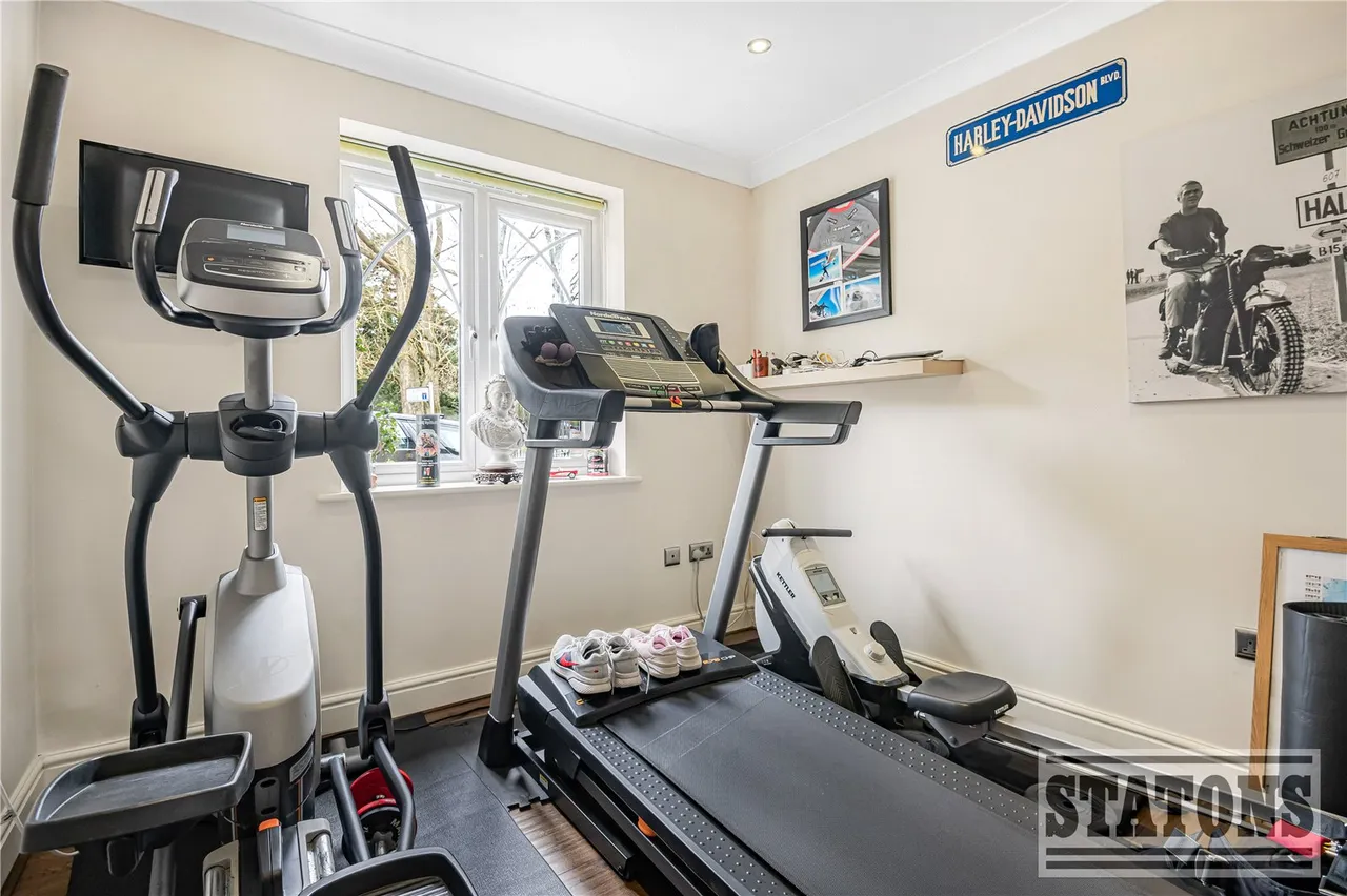 Verwood Drive, Cockfosters, EN4 9TP, photo 10