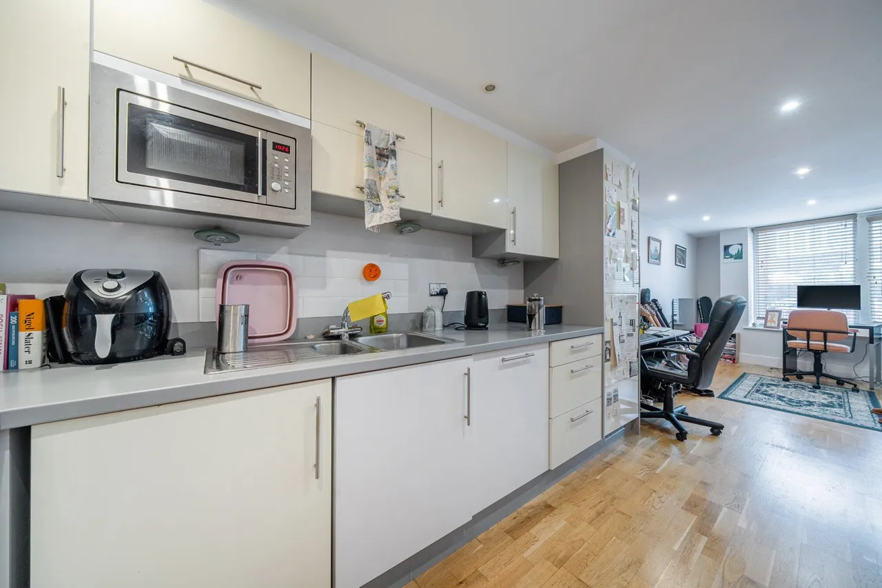 Warham Street, SE5, photo 9