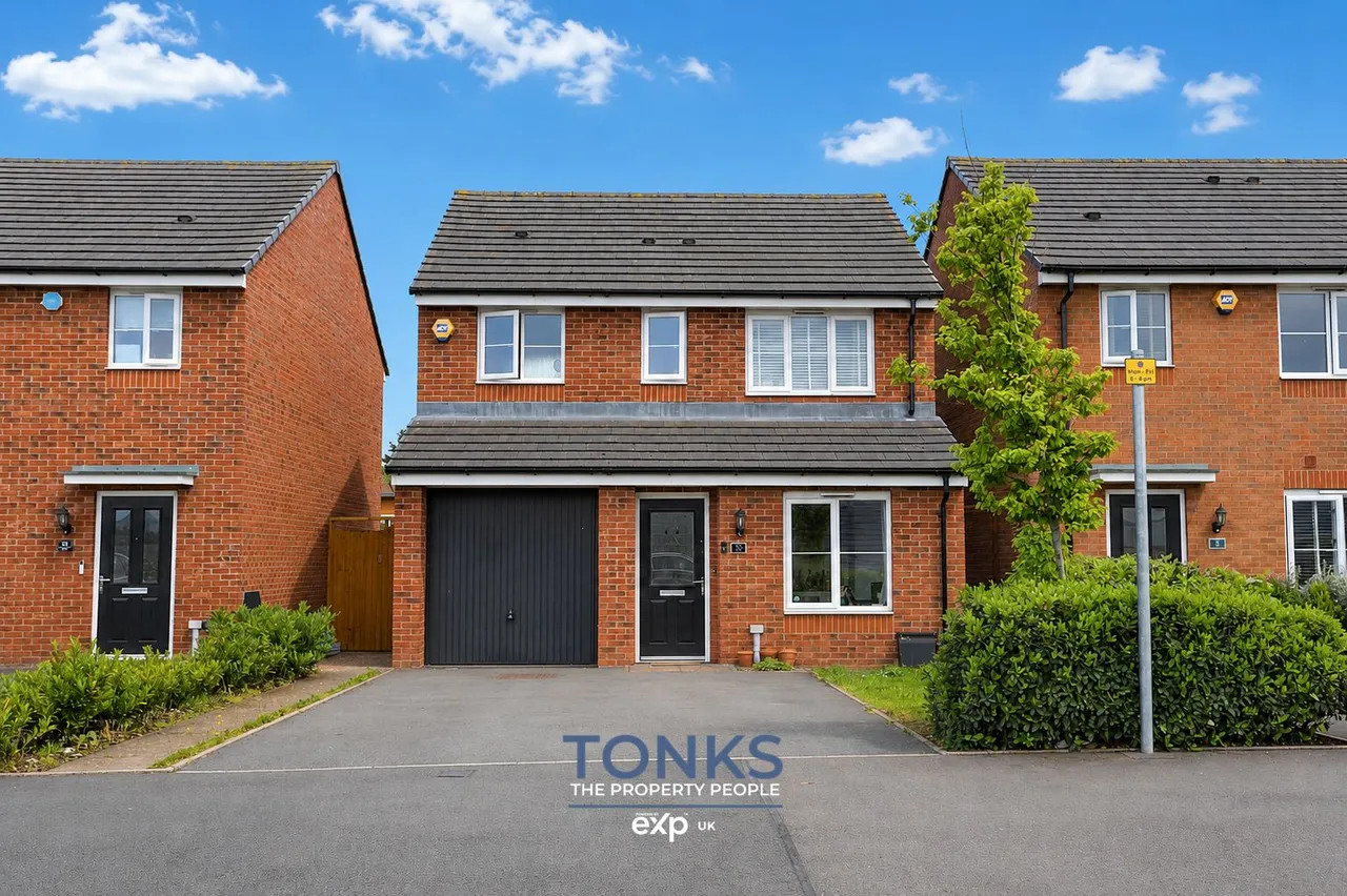 3 bed house for sale, Houston Way, Halesowen, B62