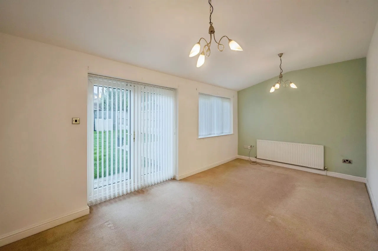 Pagnell Avenue, Thurnscoe, S63, photo 11