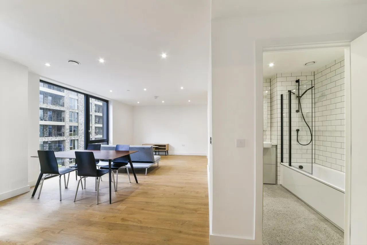 Tellicherry Court, Aberfeldy Village, E14, photo 4