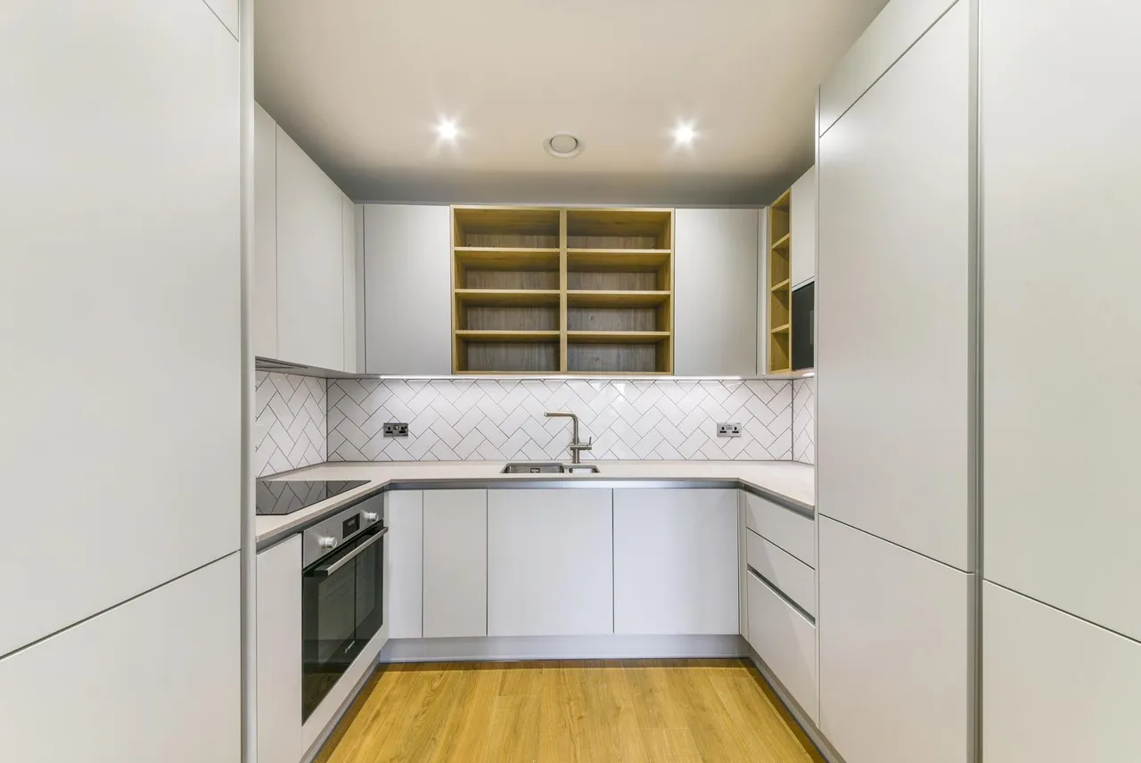 Tellicherry Court, Aberfeldy Village, E14, photo 2