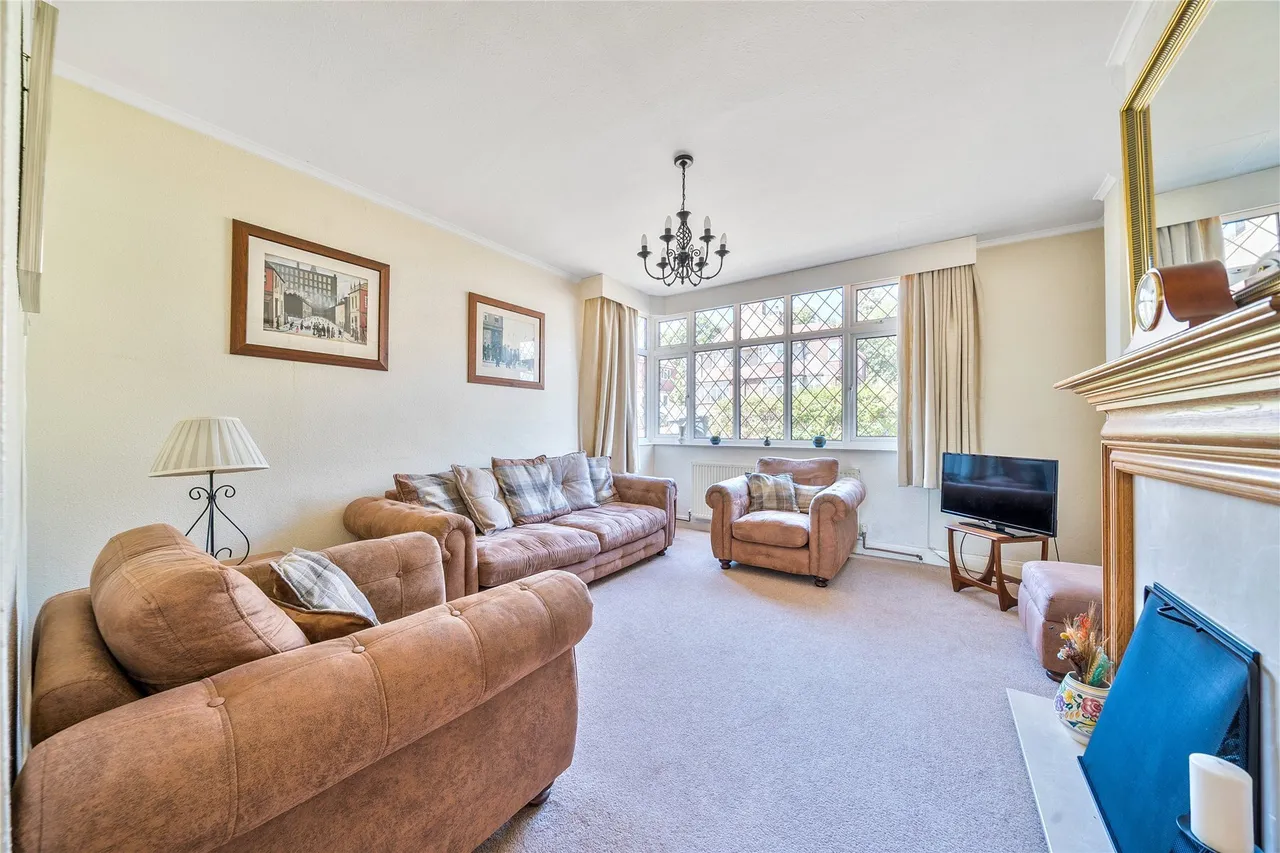 Courtfield Rise, West Wickham, BR4, photo 2