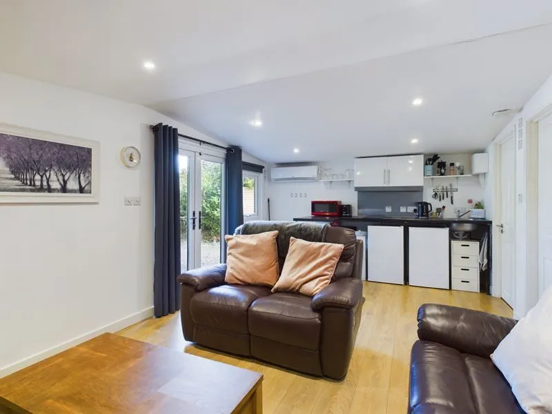 South Drive, Tehidy, TR14, photo 6
