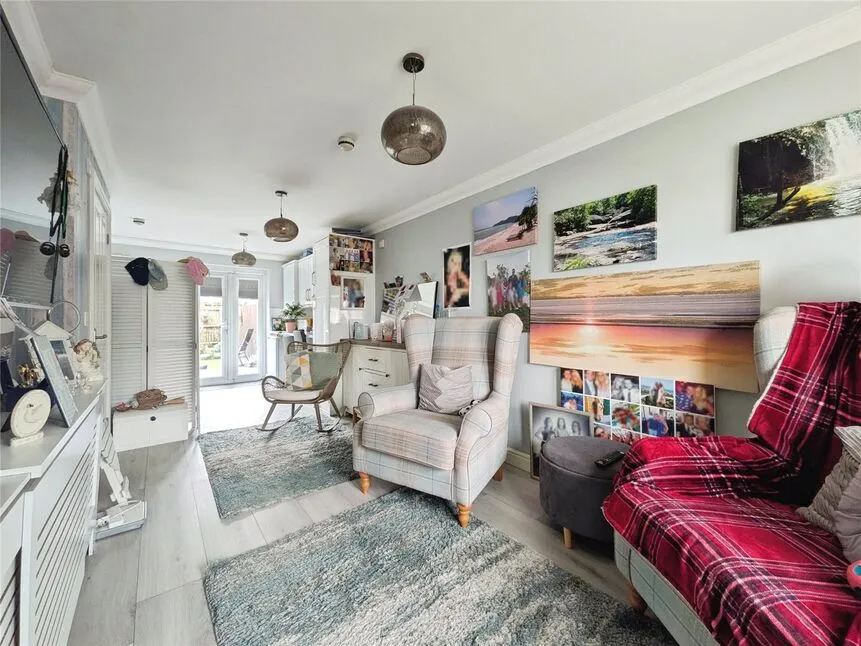 North Road, Queenborough, Kent, ME11, photo 2