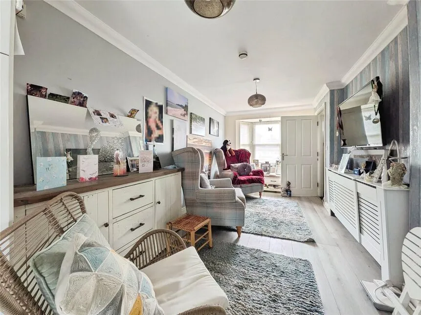 North Road, Queenborough, Kent, ME11, photo 7