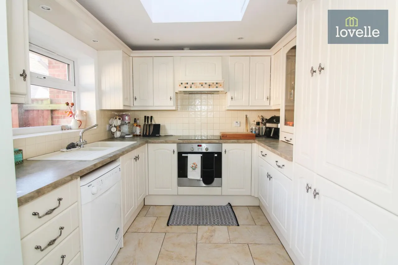 Broadbank, Louth, LN11, photo 8