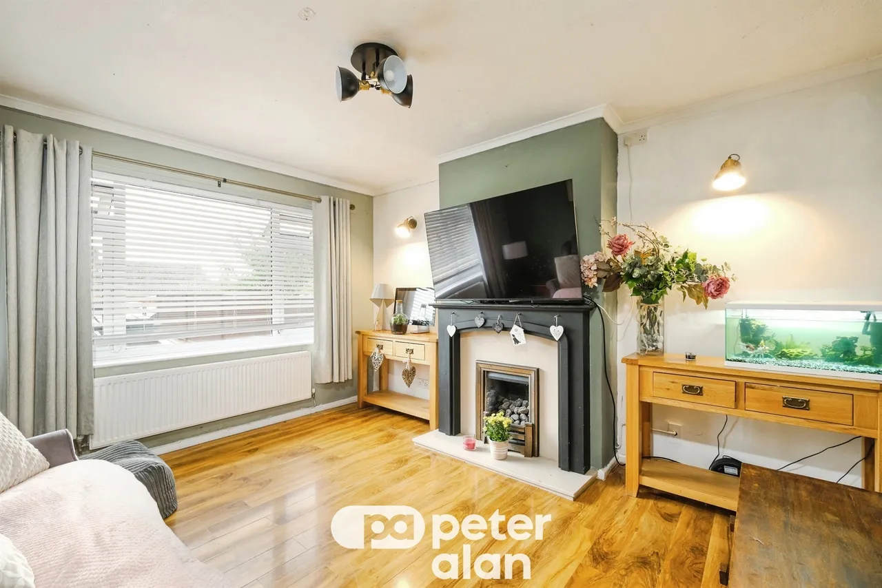 Hillcrest Road., Monmouth, NP25, photo 2